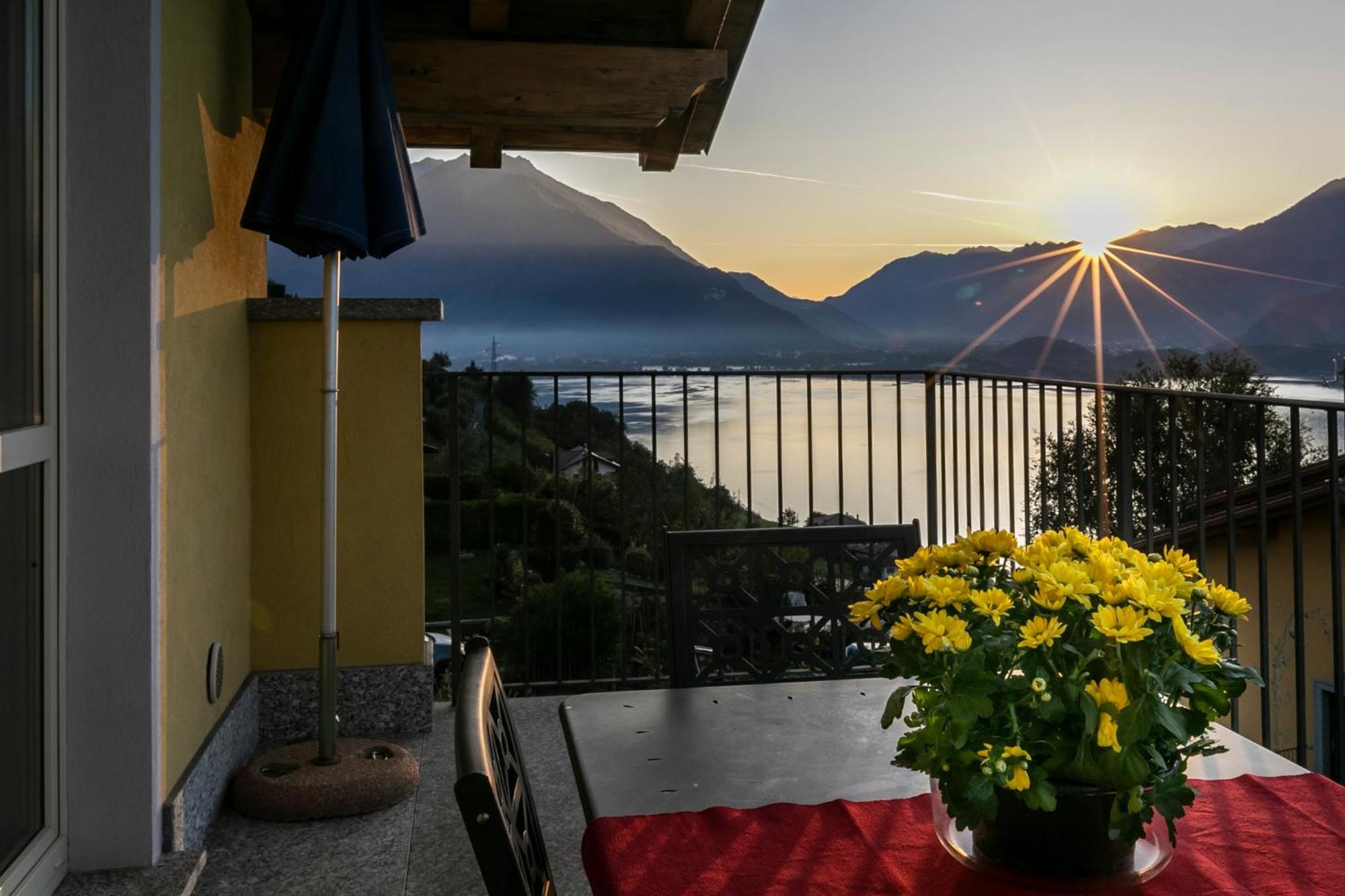Appartamento La Collina degli Ulivi Vercana Esterno foto
